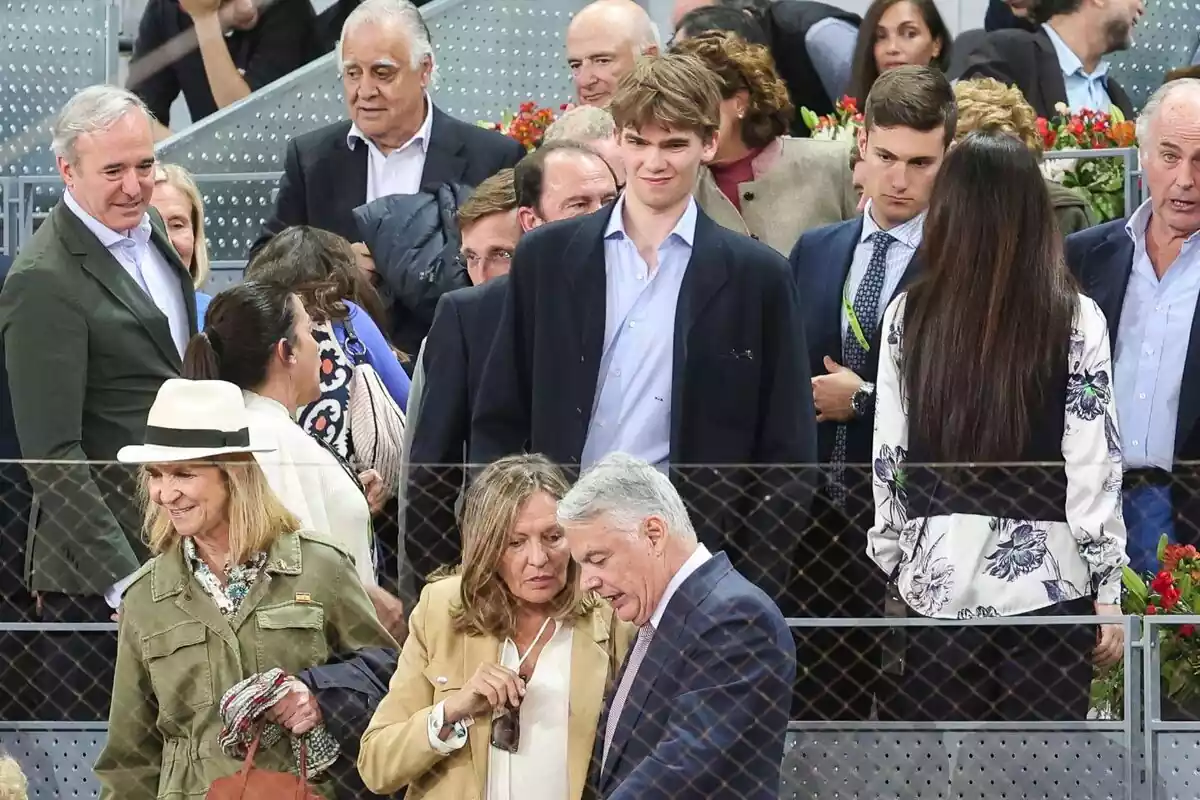 Imatge de Miguel Urdangarin gaudint de la Mútua Madrid Open al costat de la reina Sofia