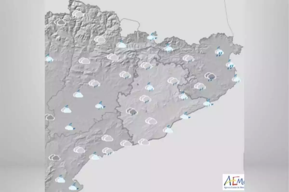 Muntatge amb la captura del mapa de Catalunya de l'AEMET per a aquest dissabte, 16 de setembre de 2023